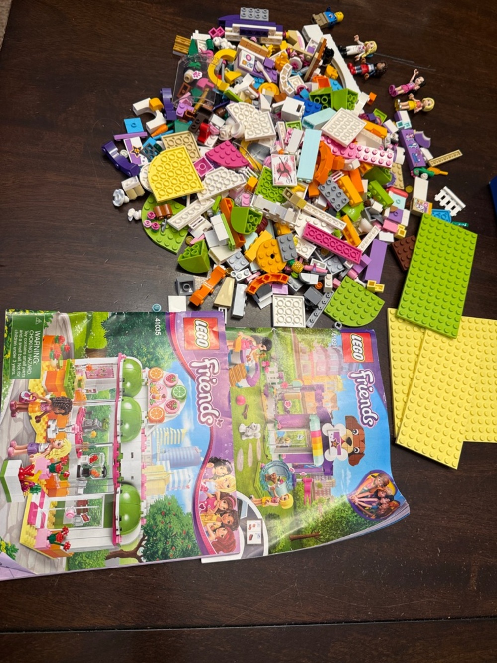 Lego Friends Assorted Pieces plus books incomplete sets w/ people. Plus extras